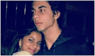 Suhana Khan's Latest Cute Photo With Aaryan is How we Pose With Our Siblings When Guests Are Around