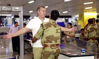 Soon, Wallets, Mobiles to be Removed From Handbags For Separate Checks at Airports