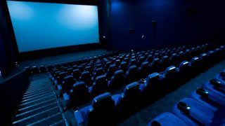 Theatres Reopen in Kerala: केरल में Covid Pandemic के कारण 10 महीने बाद खुले सिनेमा हॉल, पोस्टर्स को दूध से नहलाया गया