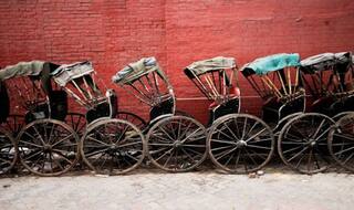 Kolkata: A Picture Book to Inspire The Traveller in You
