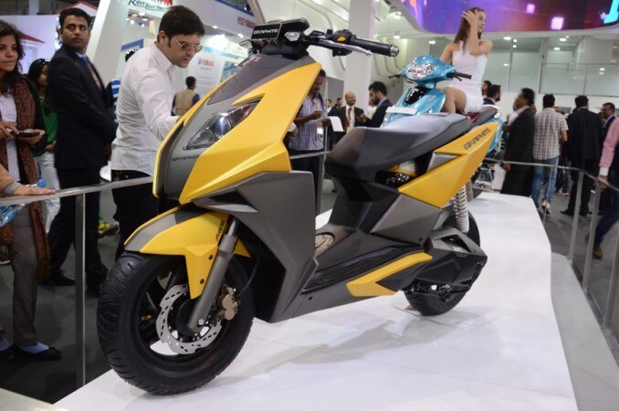 Tvs Graphite 150cc Scooter To Be Showcased At Auto Expo 2018