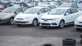 Scoop: Next generation Renault Fluence spotted in India
