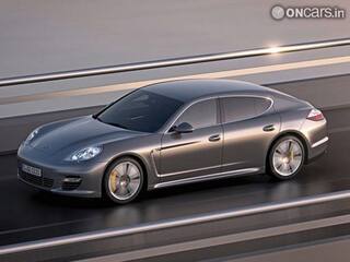 NY2011: Porsche Panamera Turbo S
