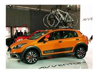Fiat Avventura Vs Volkswagen Cross Polo: Compare Features, Price & Specification of Avventura Vs Cross Polo
