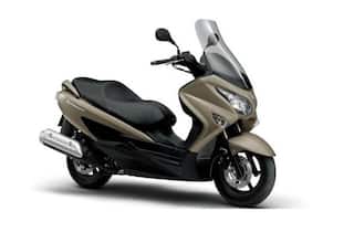 Suzuki Burgman Street Premium Scooter Spied Ahead of Auto Expo 2018 Debut; Price in India, Launch Date, Features, Specs, Images, Mileage