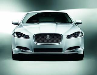 Jaguar UK updates XF range with more efficient entry-level engine