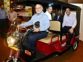 Hero e-Rickshaw Launched in India: Hero Electric launches e-rickshaw 'Raahii' at INR 1.10 lakh