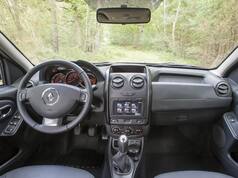 2013 Frankfurt Motor Show: Dacia (Renault) Duster facelift interior revealed