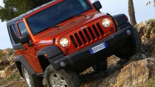2014 Auto Expo: Fiat to bring Linea facelift and Jeep's Cherokee, Grand Cherokee & Wrangler