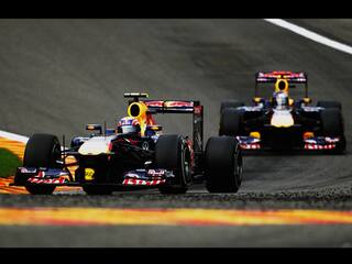 Vettel fastest in	 second free practice