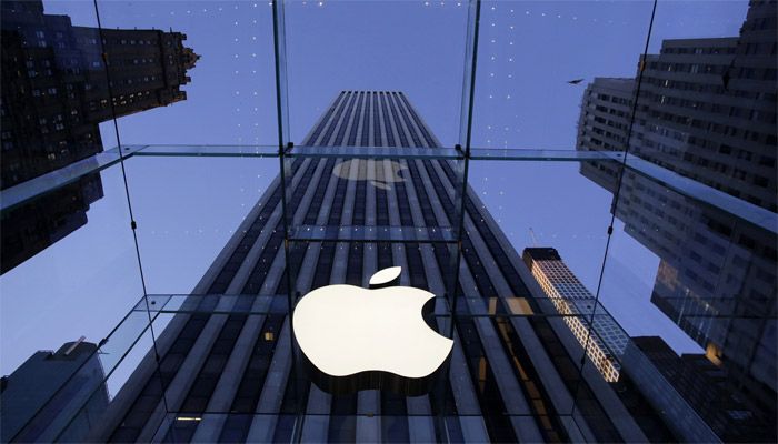 Apple AR Headset Could Arrive Next Year, Analyst Claims
