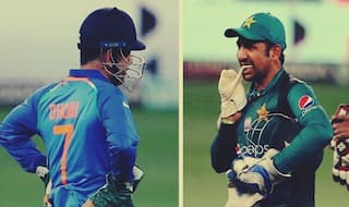 Sarfraz Tries to do a MS Dhoni, Fails Miserably