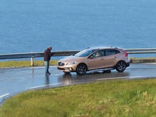 Volvo XC40 compact crossover caught testing
