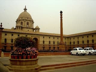 Government to hire 300 luxury cars for India-Africa Summit 2015