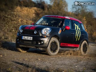 Mini Countryman backed with off-road package heads to Dakar