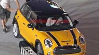 Scoop: 2014 MINI Cooper makes an undisguised appearance