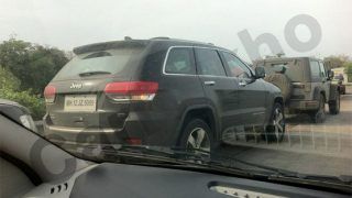 2014 Jeep Grand Cherokee spied in Mumbai
