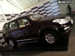 Mahindra to launch sub 4 meter Verito and Reva NXR in Q1, 2013