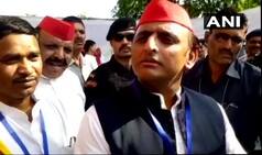 यूपी सीएम योगी आदित्यनाथ का काम सिर्फ नाम और रंग बदलना है: अखिलेश यादव