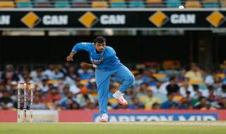 Dismissal of The Year: 'Lucky' Axar Patel Snares Ryan Sidebottom in Most Bizarre Manner