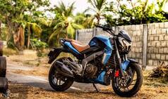 GST effect on bike prices: Discounts up to INR 4500 on Bajaj Pulsar, V15 & Discover; Dominar 400 price unchanged