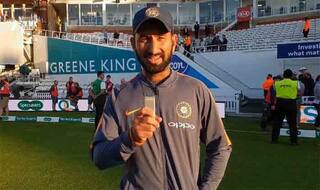 INDvsENG: चेतेश्वर पुजारा को दिया गया '1 मिनट चैलेंज', देखें एक्सेप्ट कर किस तरह किया पूरा