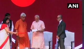 Congress Left India's Economy on a Land Mine, PM Modi at IPPB Launch