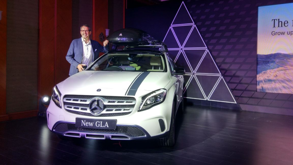 17 Mercedes Benz Gla Facelift Launched Price In India Starts From Inr 30 65 Lakh India Com