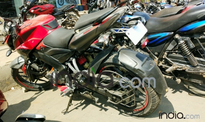 exclusive bajaj pulsar 200