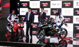 LIVE Updates - TVS Apache RR 310 (Akula 310) Launched in India at INR 2.05 Lakh; Images, Top-speed & Features