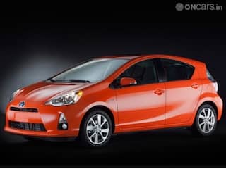 Toyota Prius hatchback to debut at the 2011 Tokyo Motor Show
