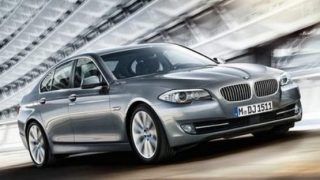 Huge Cash Discounts on BMW Cars: BMW India offers up to INR 5 lakhs cash discount on 3-Series and 5-Series