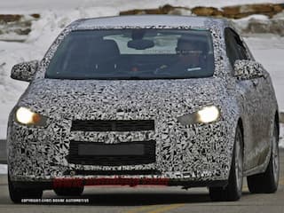 Scoop: 2015 Chevrolet Cruze spied