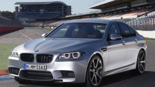 BMW reveals 2014 M5 with 575PS Competition Pack