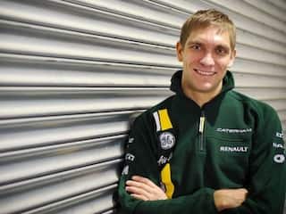 Caterham ejects Trulli, signs on Petrov
