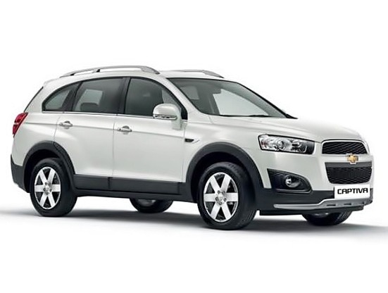Chevrolet Captiva 15 Launched Price In India Starts At Inr 25 13 Lakh For Facelifted Captiva Suv India Com