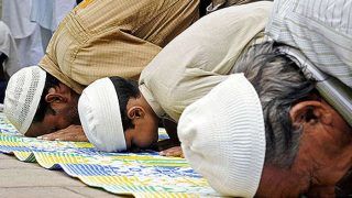 Jammu and Kashmir: Jamia Masjid Committee Regrets Conditions in Holding Eid Prayers