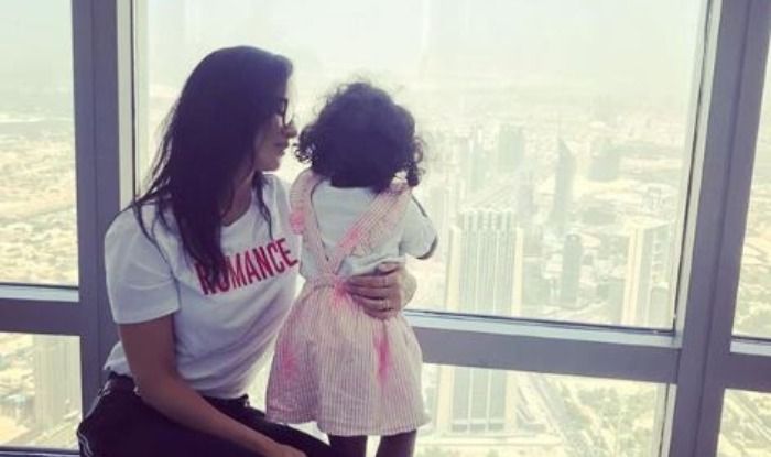 Sunny Leone gets clicked with her kids Sunny Leone gets clicked with her kids
