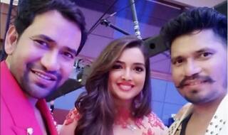 Amrapali Dubey And Dinesh Lal Yadav Aka Nirahua Beam With Happiness in This Latest Picture