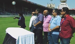 Fans Chant 'Sachin, Sachin' as Tendulkar Rings Bell at Brabourne Stadium