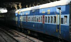 Mumbai AC Local Train Fares to Rise by up to 10% From June