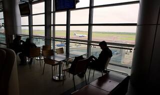 Hyderabad Airport Now Offers e-Boarding For IndiGo, Air India International Flights