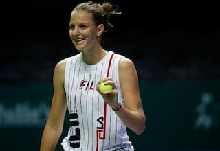 Pliskova Stuns Defending Champ Wozniacki at WTA Finals