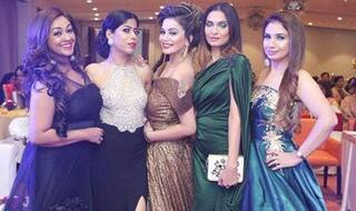 Karwa Chauth 2018: रैंप पर चली गृहणियां, फैशन शो में दिखाए जलवे