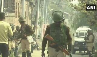 Jammu and Kashmir: आतंकी हमलों को रोकने के लिए श्रीनगर में तैनात किए गए अतिरिक्त सुरक्षाबल, शहर में आठ साल बाद बंकरों की वापसी