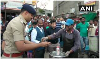 गुजरात से हिंदीभाषी लोगों के पलायन को रोकने के लिए पुलिस का 'पानी पूरी प्लान'