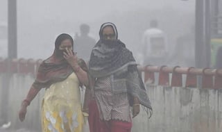 As Delhi's Air Quality Turns 'Severe', EPCA Mulls Ban on Private Vehicles, Halts Construction Work From Nov 1