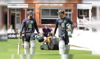 63 Not Out: Smith, Johnson, Clarke  Pay Tribute in Memory of Phil Hughes