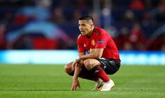Alexis Sanchez's Misery Run at Manchester United Continues After Injury Setback