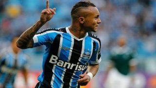 Manchester United Linked to Brazilian Forward Everton Sousa Soares as Alexis Sanchez, Romelu Lukaku Fail to Impress